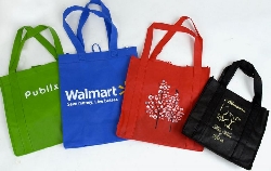 Pungi textile personalizate
